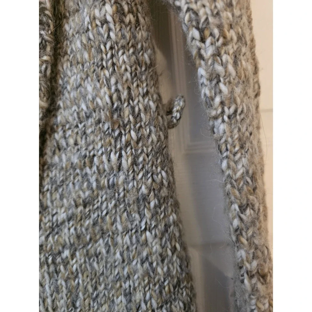 Loft ‎ Cardigan collar SZ Small Classic W/Belt Loops , 49% Wool